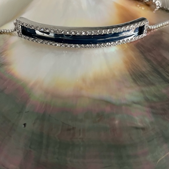 Vince Camuto genuine semi precious blue cloisonné rhinestone edged bolo bracelet - Picture 5 of 12